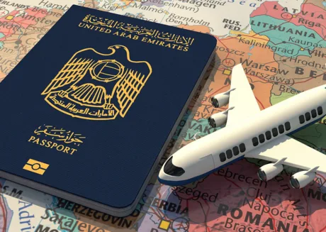 تكاليف تجديد الإقامة في الإمارات