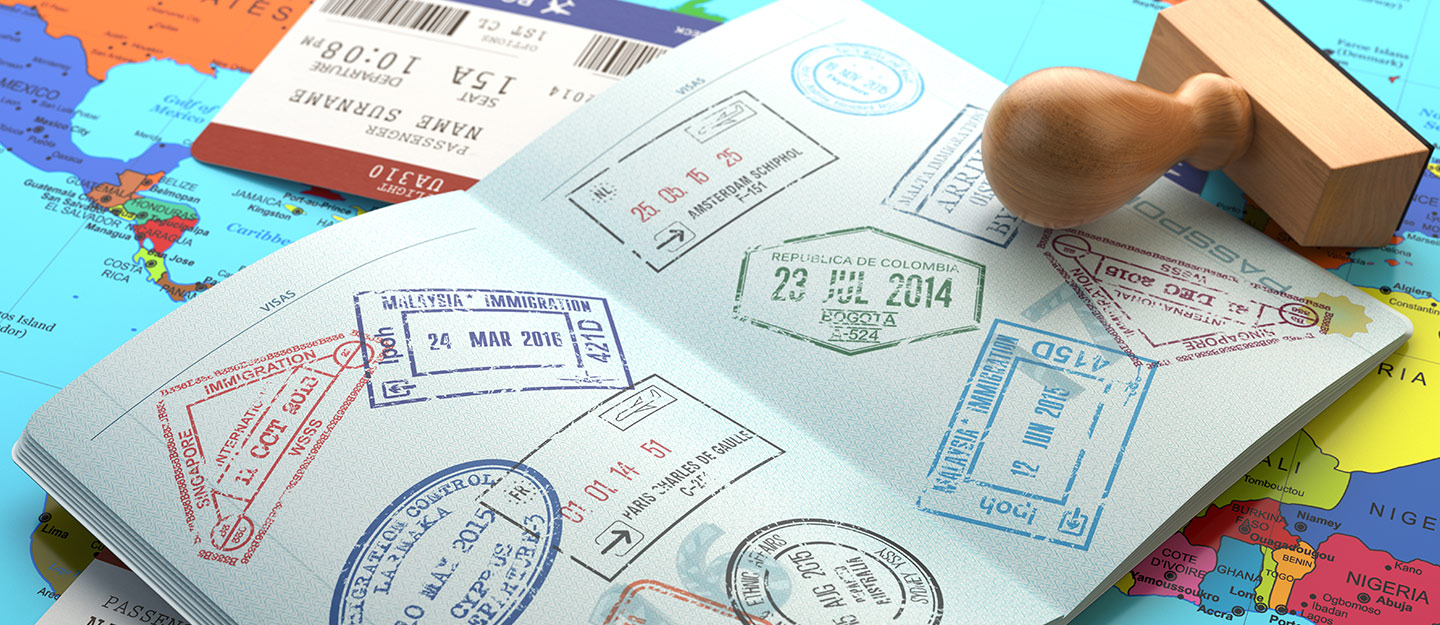 الإقامة في الإمارات