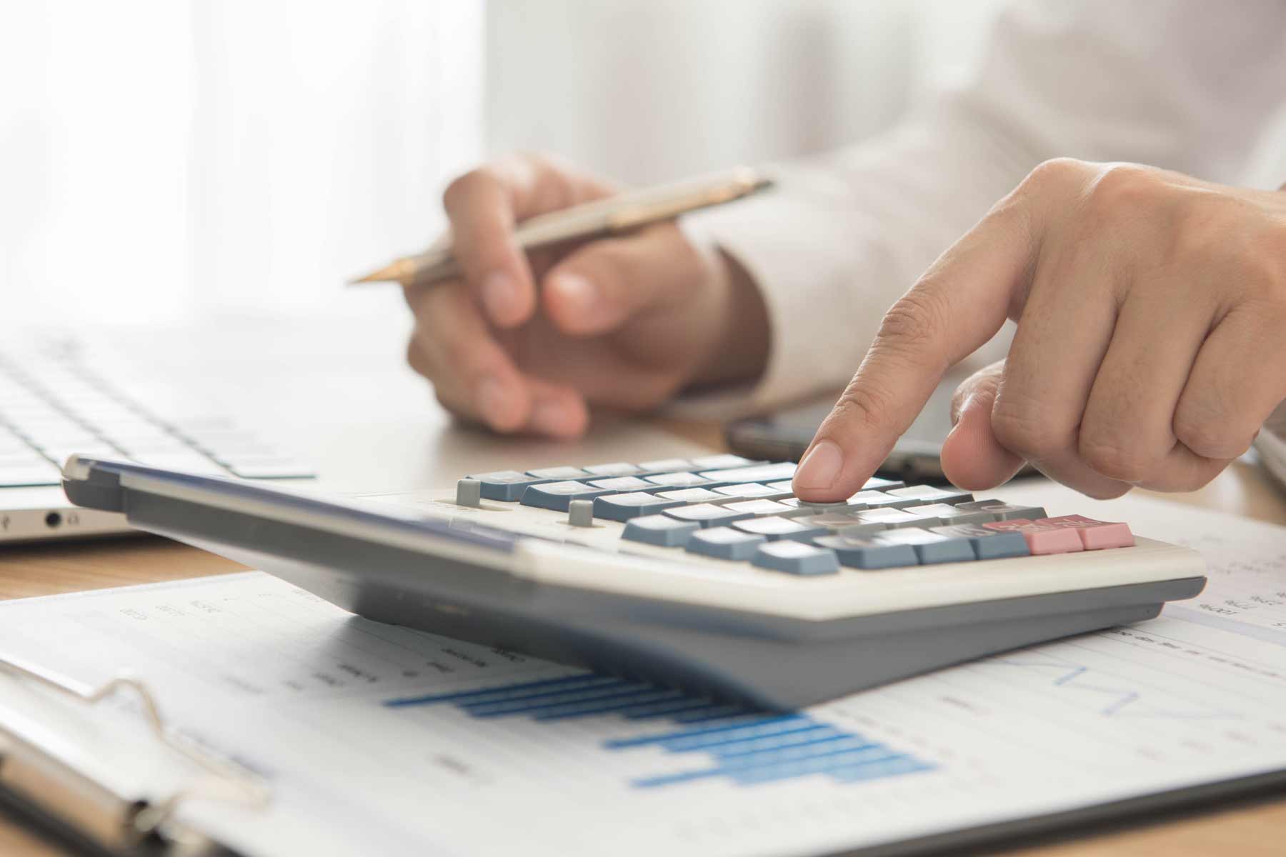 الضريبة المستقطعة من المنبع