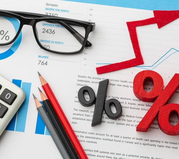 الجهات المعفاة من الضرائب في الإمارات